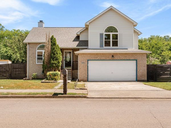 708 Post Oak Dr , Antioch, TN 37013