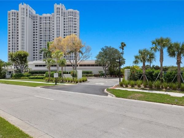 6849 Grenadier BLVD, Unit 201, NAPLES, FL 34108
