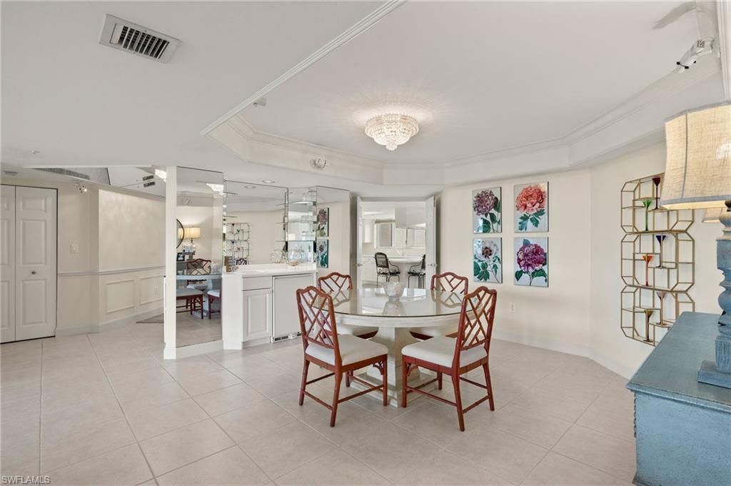 6849 Grenadier Blvd, Unit 201, Naples, FL 34108 Photo