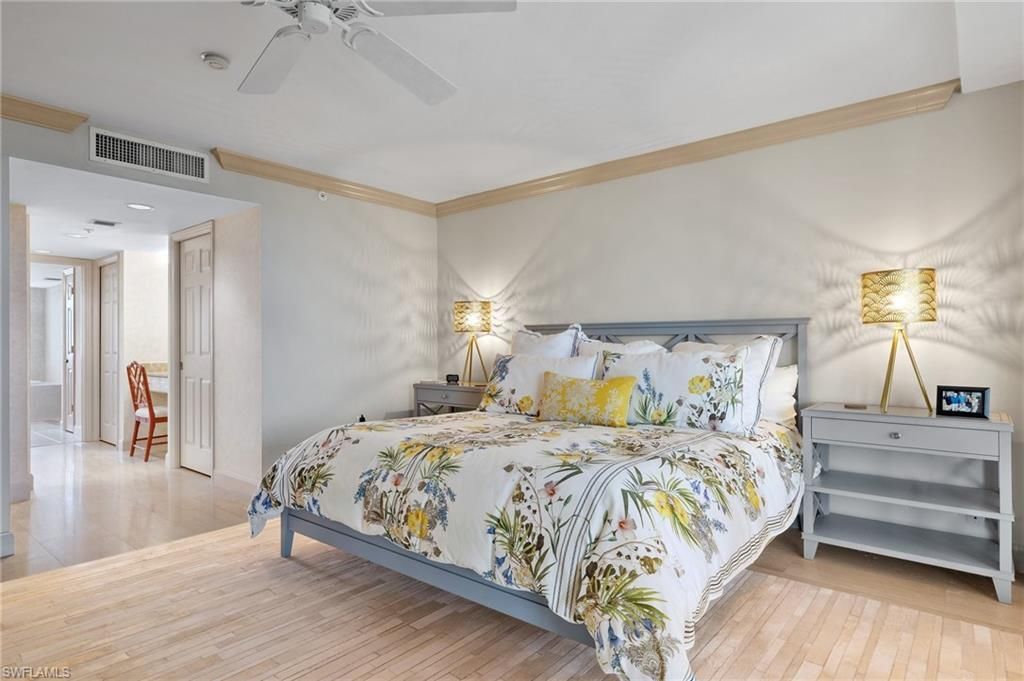 6849 Grenadier Blvd, Unit 201, Naples, FL 34108 Photo