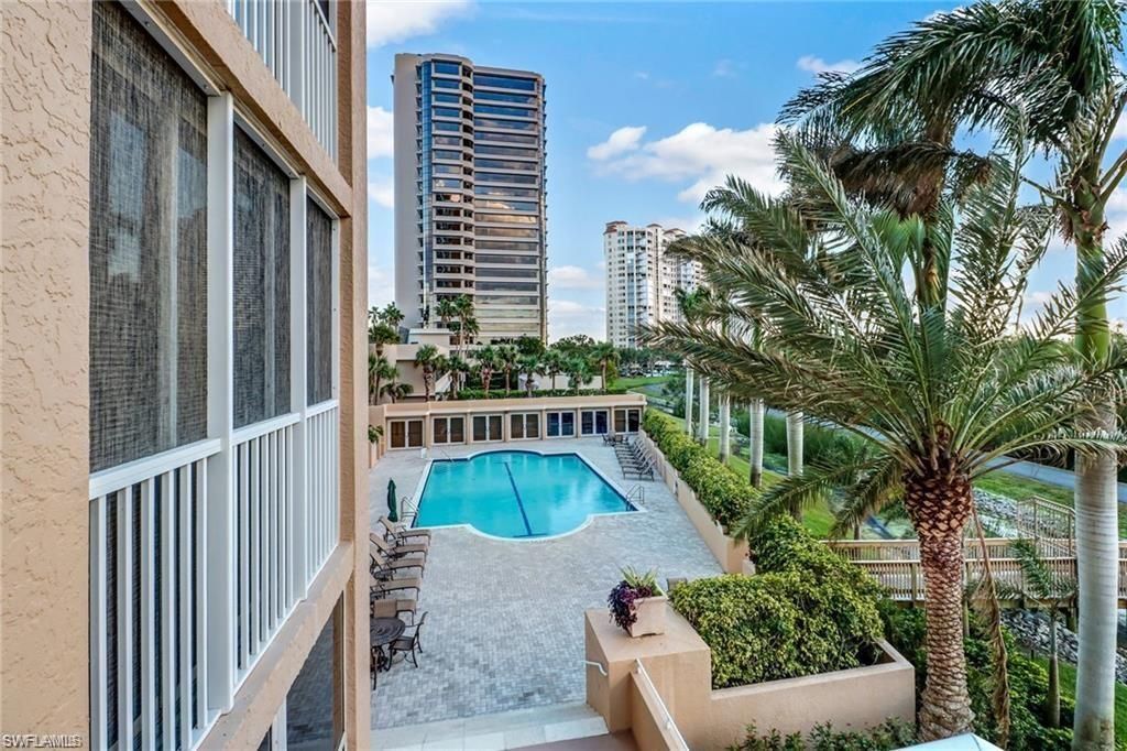 6849 Grenadier Blvd, Unit 201, Naples, FL 34108 Photo