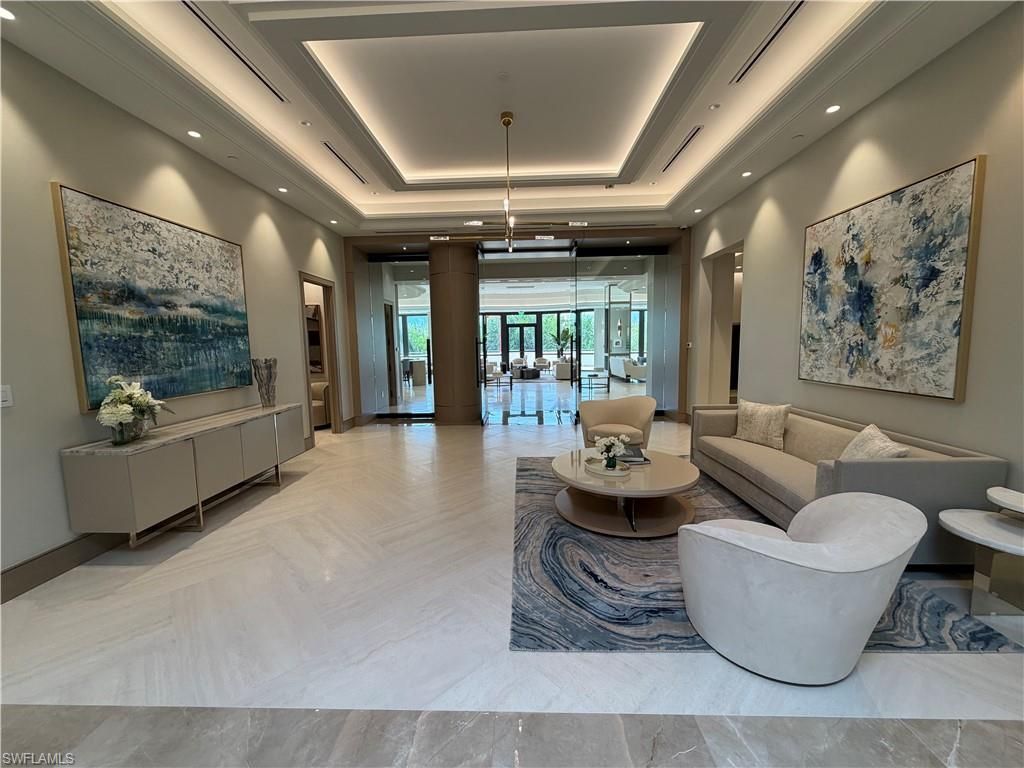 6849 Grenadier Blvd, Unit 201, Naples, FL 34108 Photo