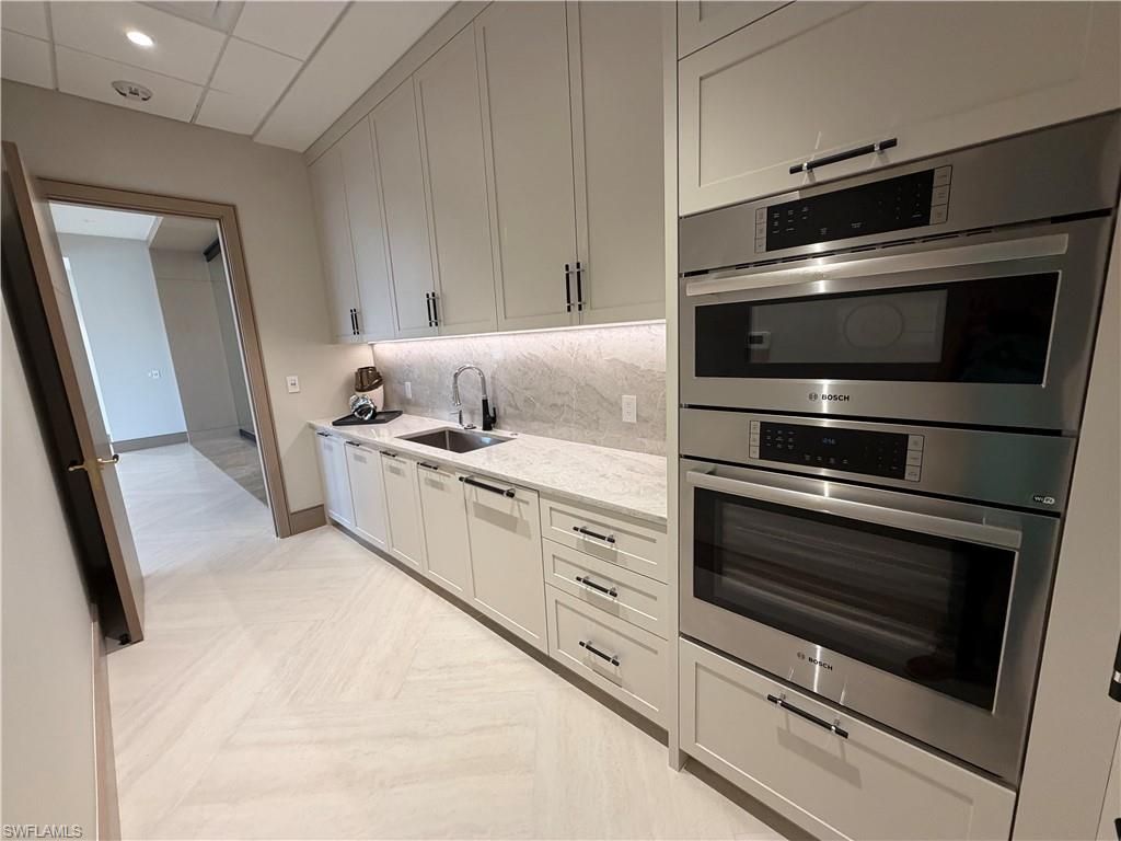 6849 Grenadier Blvd, Unit 201, Naples, FL 34108 Photo