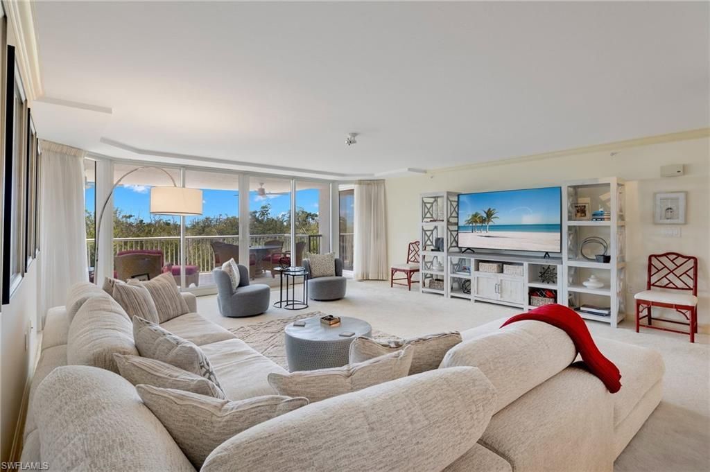 6849 Grenadier Blvd, Unit 201, Naples, FL 34108 Photo