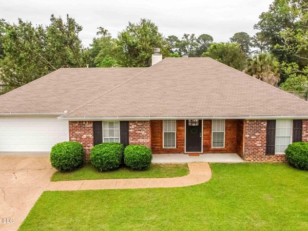 1038 Spanish Oak Drive, Pearl, MS 39208