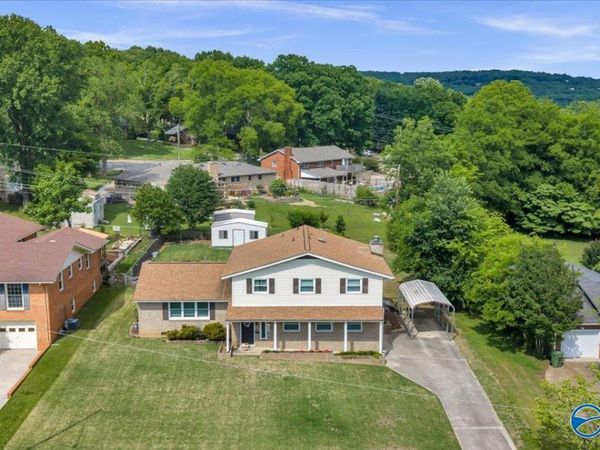 2216 Fairfax Street, Huntsville, AL 35811
