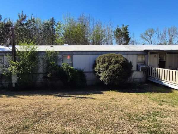 8953 Frankfort Road, Tuscumbia, AL 35674