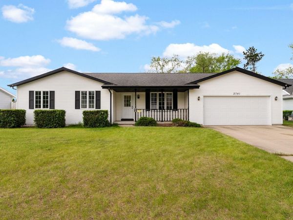 3741 Balmoral Drive, Janesville, WI 53548