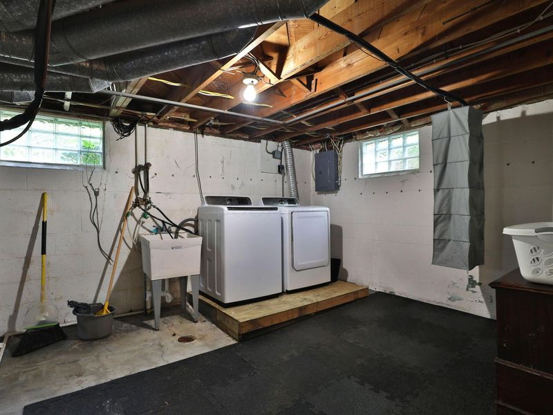 124 W Kanawha Avenue, Columbus, OH 43214 Photo 35