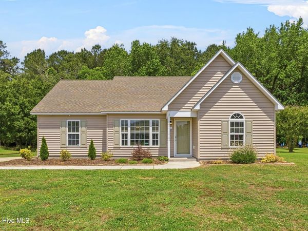 105 Henry Giddeons Drive, Teachey, NC 28464