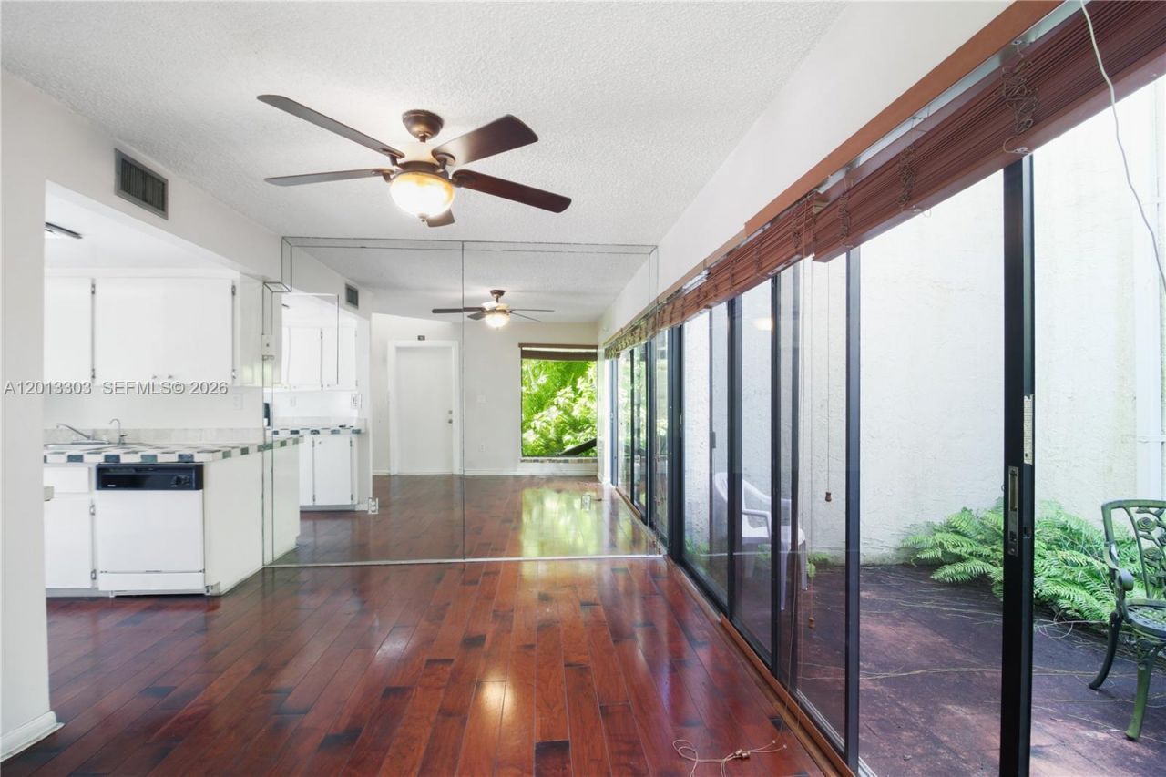 3044 SW 27th Ave, Unit 9, Miami, FL 33133 Photo