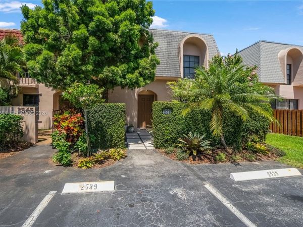 2539 SW 73rd Ter , Unit 94, Davie, FL 33317