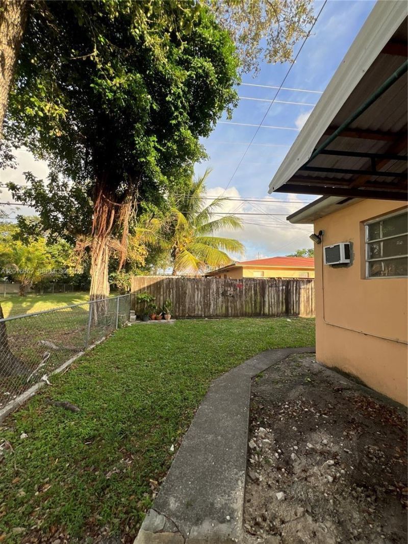155 SW 71st Ave, Miami, FL 33144 Photo