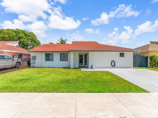 12247 SW 203rd St, Miami, FL 33177