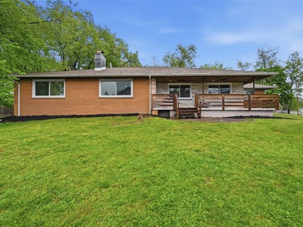 265 Mountain View Rd , Gibsonia, PA 15044