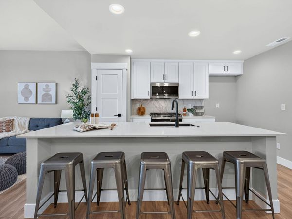 20520 NE Empire Avenue, Bend, OR 97701