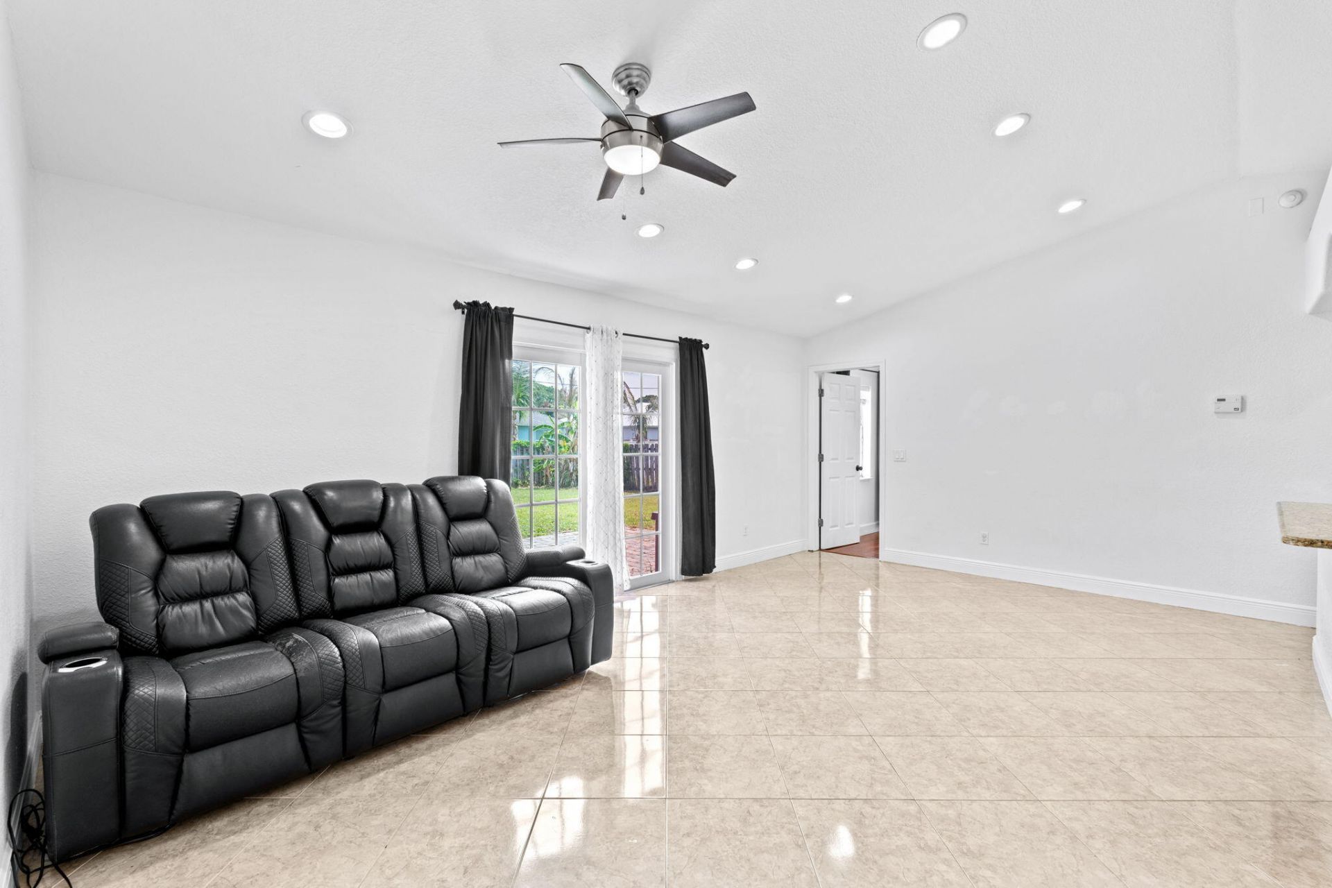 1049 SW Mccracken Avenue, Port Saint Lucie, FL 34953 Photo