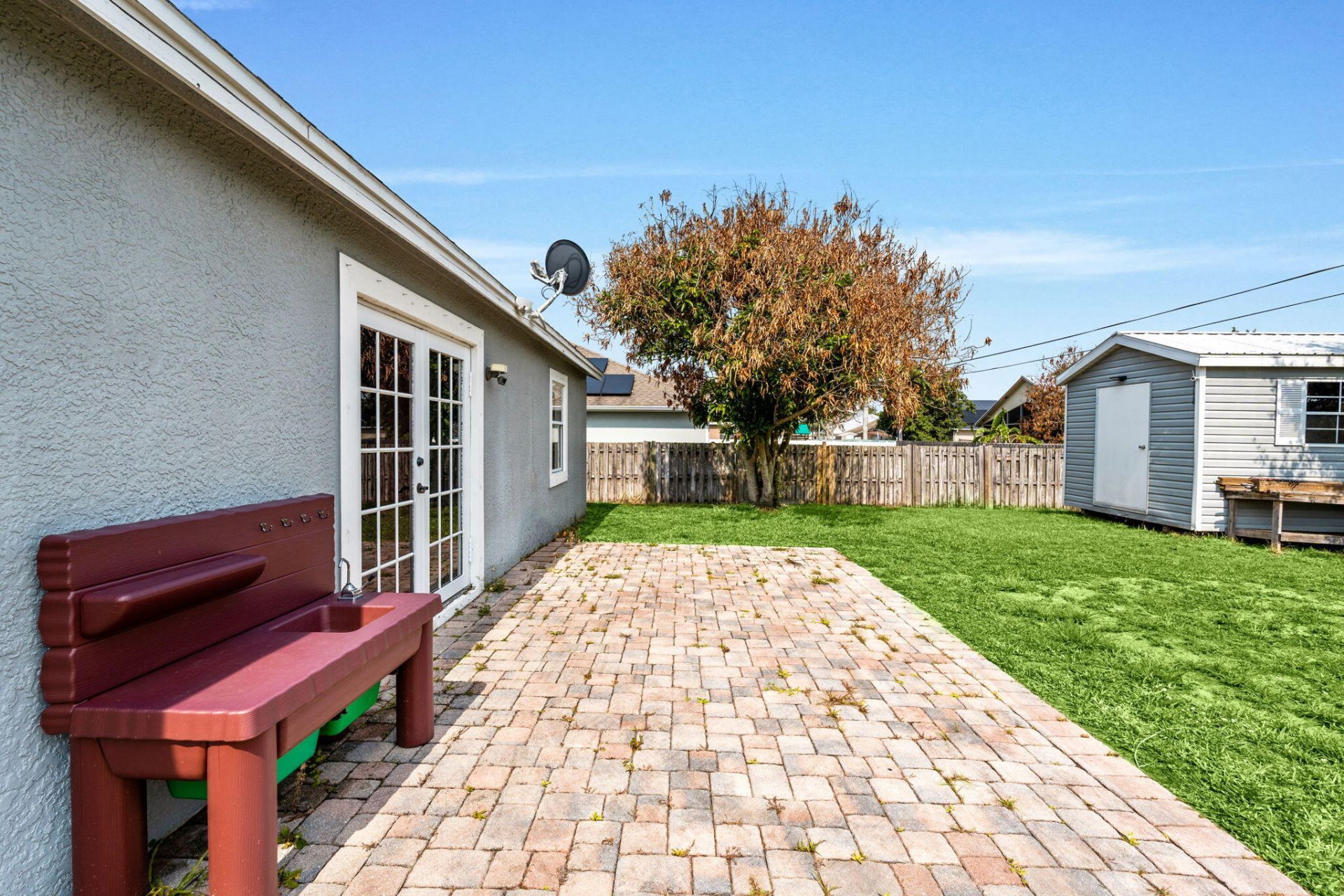 1049 SW Mccracken Avenue, Port Saint Lucie, FL 34953 Photo