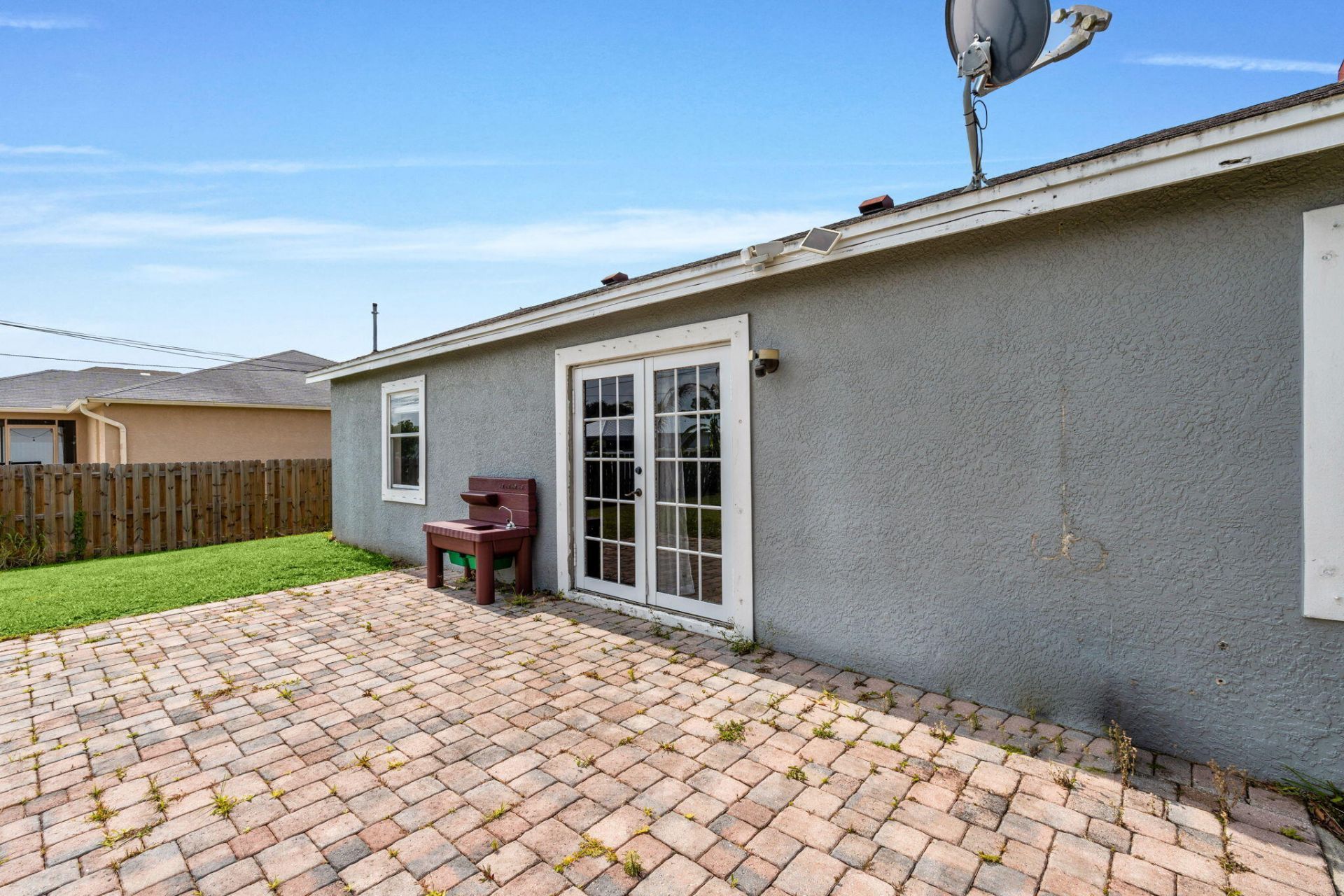 1049 SW Mccracken Avenue, Port Saint Lucie, FL 34953 Photo