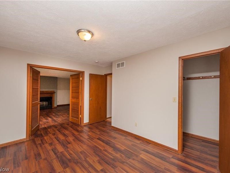 28310 Center Ridge Road , Westlake, OH 44145 Photo 12