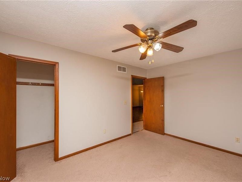 28310 Center Ridge Road , Westlake, OH 44145 Photo 14