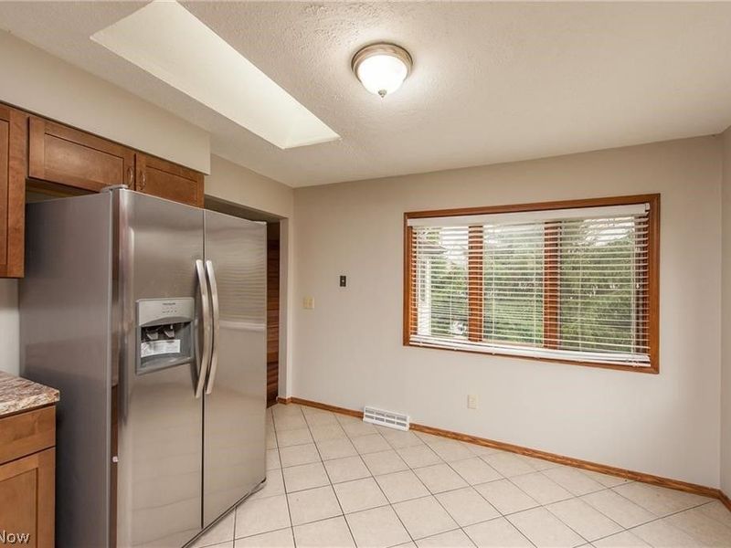 28310 Center Ridge Road , Westlake, OH 44145 Photo 7