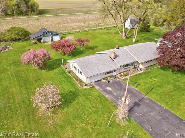 10051 Canada Road, Birch Run Twp, MI 48415