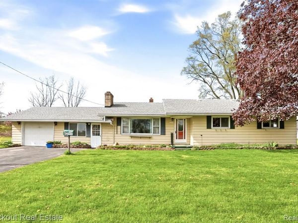 10051 Canada Road, Birch Run Twp, MI 48415
