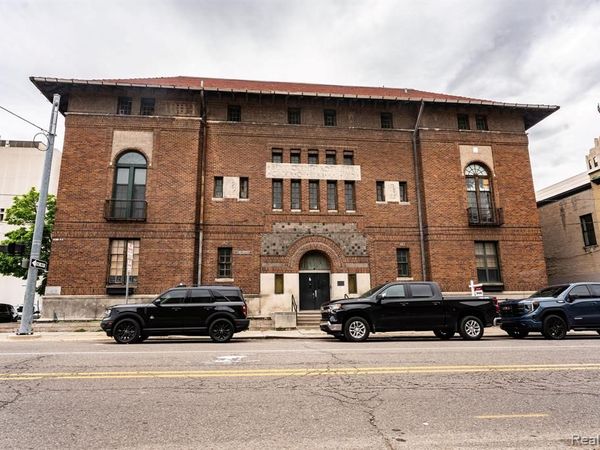 142 W 2nd Street , Flint, MI 48502