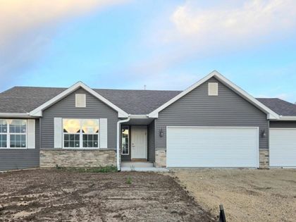 1566 HAWKS PASS Beloit, WI 53511