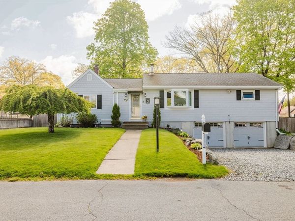 70 Ricard St, Seekonk, MA 02771