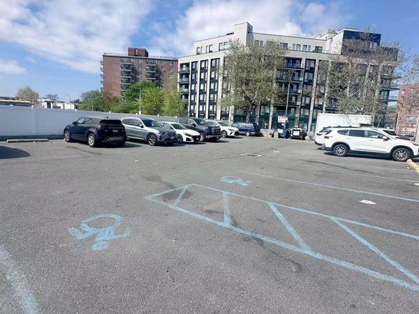 Flushing, NY 11367