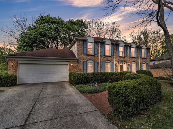 35226 Spring Hill Road, Farmington Hills, MI 48331