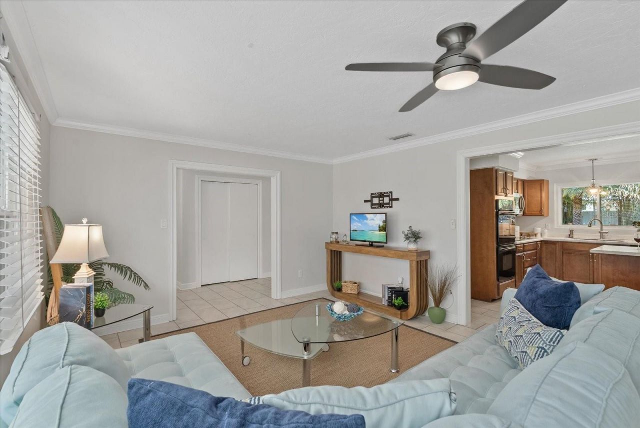 361 Scott Avenue, Sarasota, FL 34243 Photo