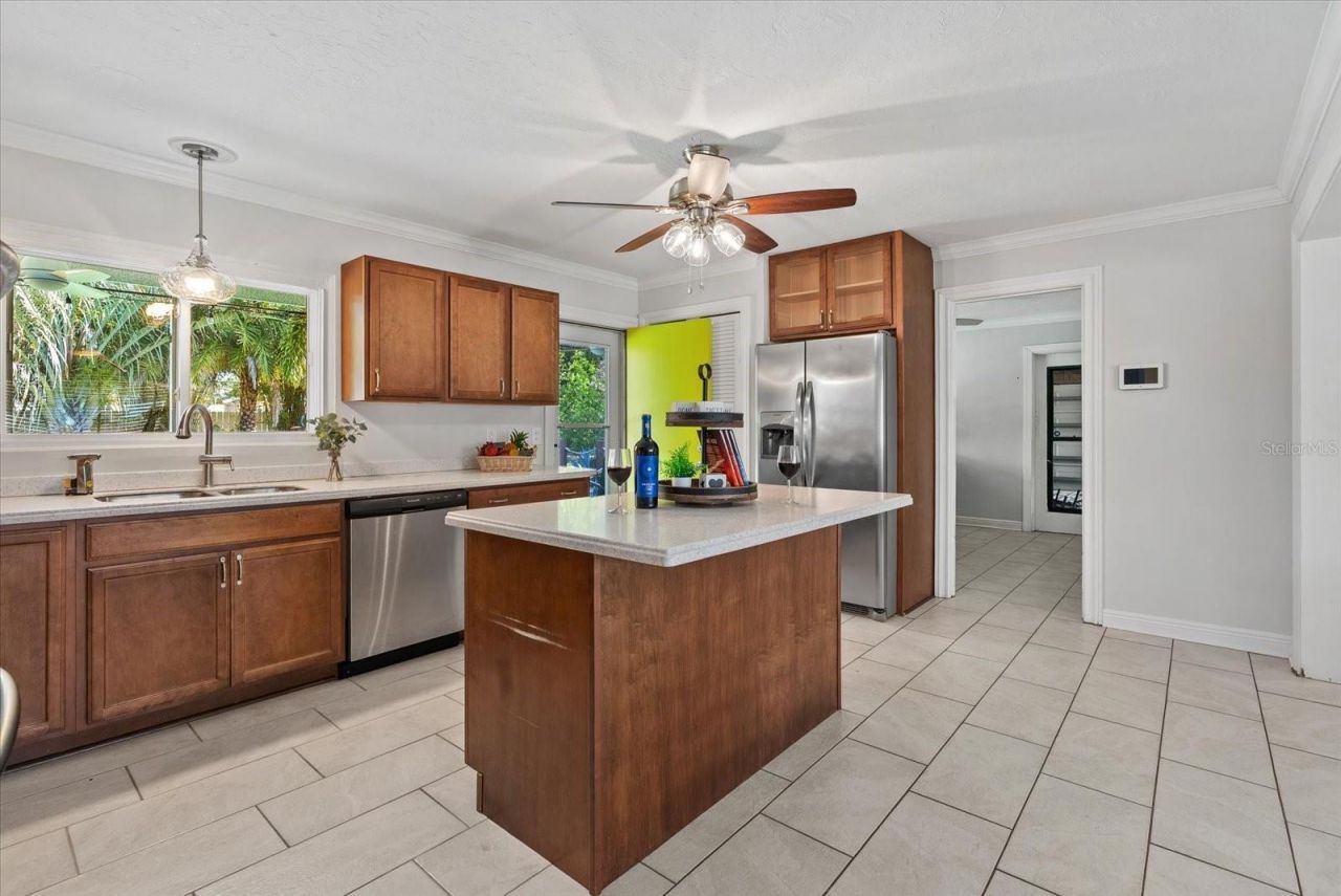 361 Scott Avenue, Sarasota, FL 34243 Photo