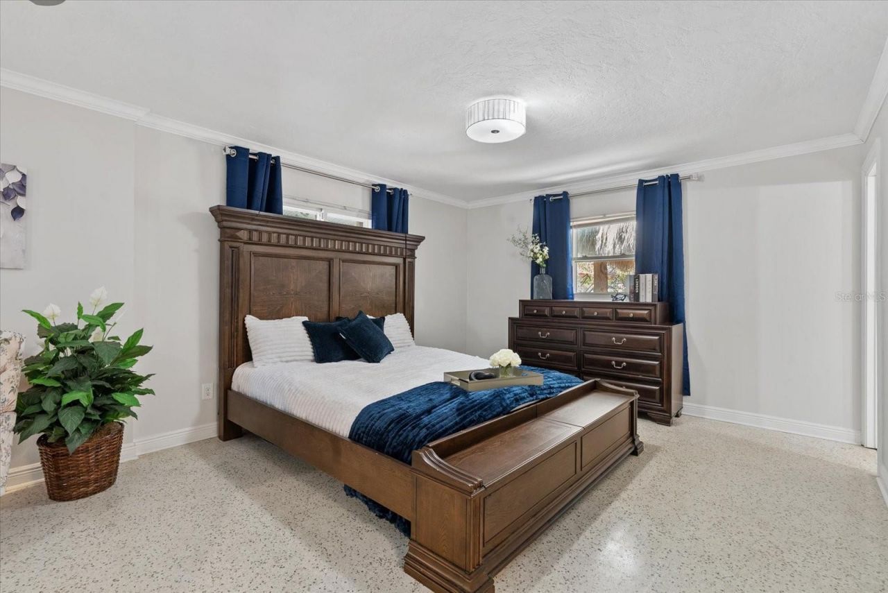 361 Scott Avenue, Sarasota, FL 34243 Photo