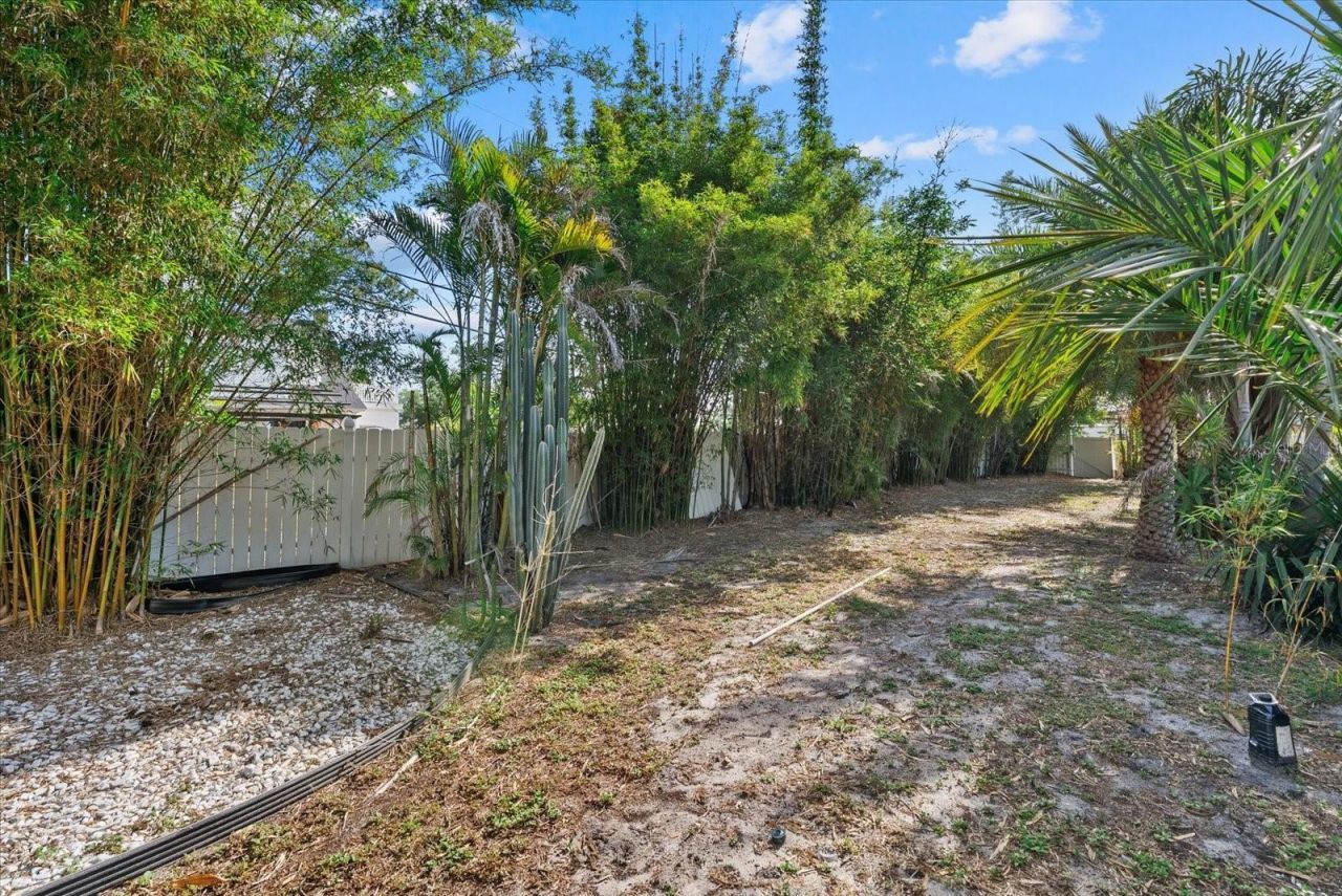 361 Scott Avenue, Sarasota, FL 34243 Photo