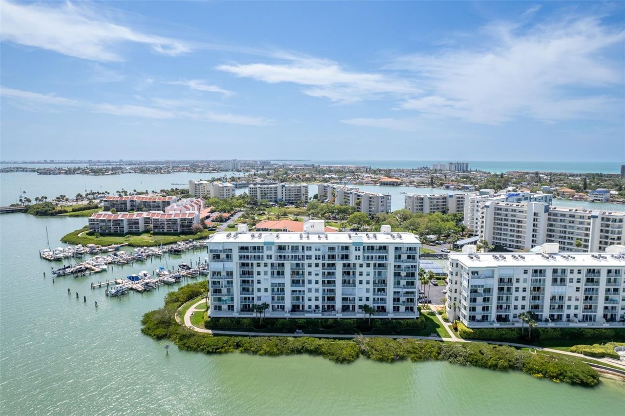 7963 Sailboat Key Boulevard S, Unit PH801, South Pasadena, FL 33707 Photo