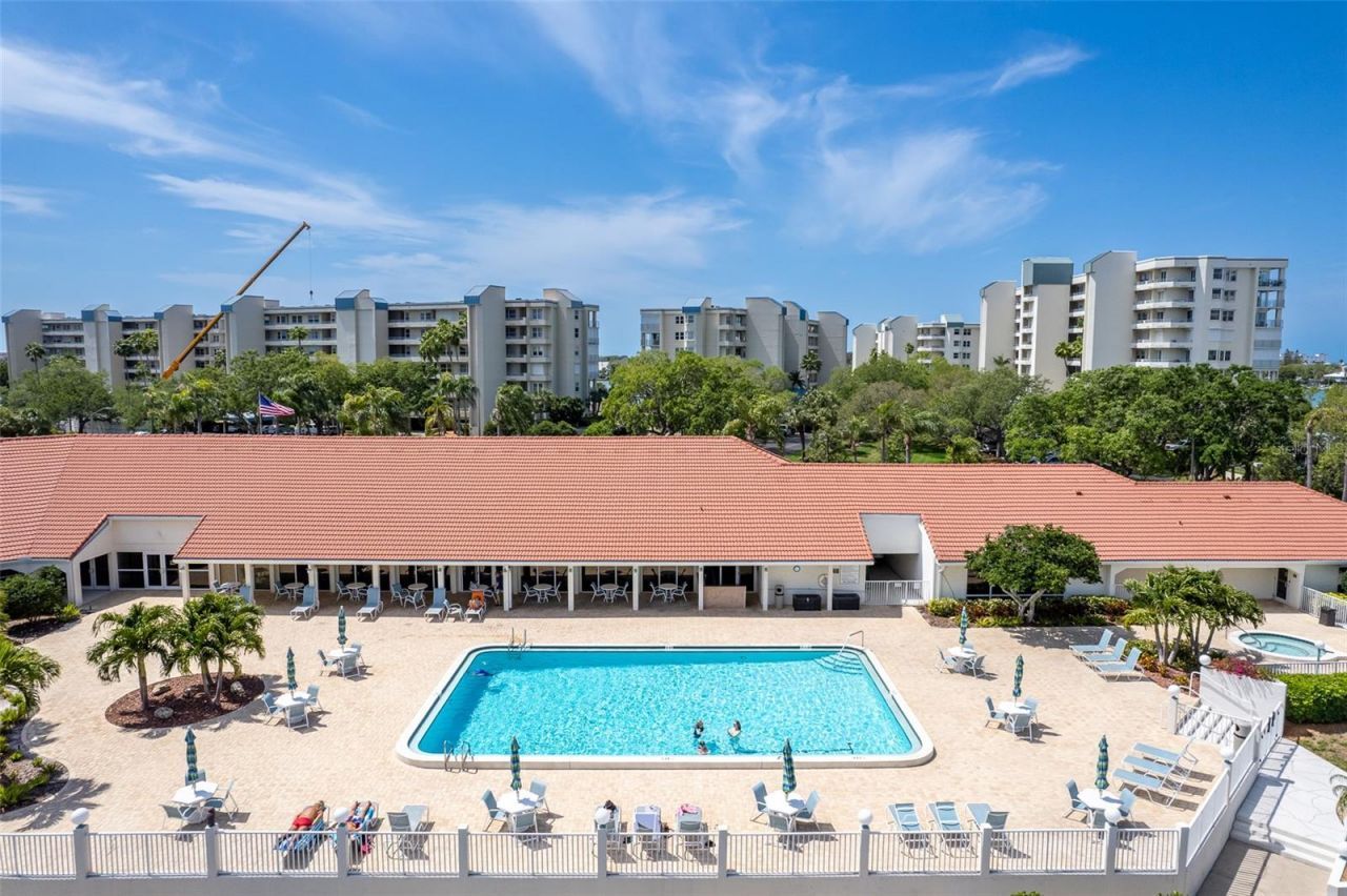 7963 Sailboat Key Boulevard S, Unit PH801, South Pasadena, FL 33707 Photo