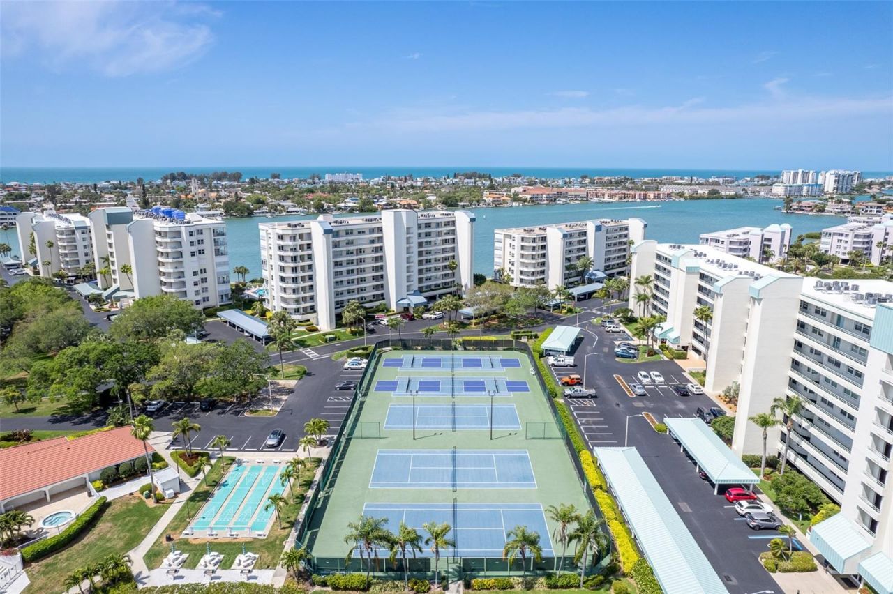 7963 Sailboat Key Boulevard S, Unit PH801, South Pasadena, FL 33707 Photo
