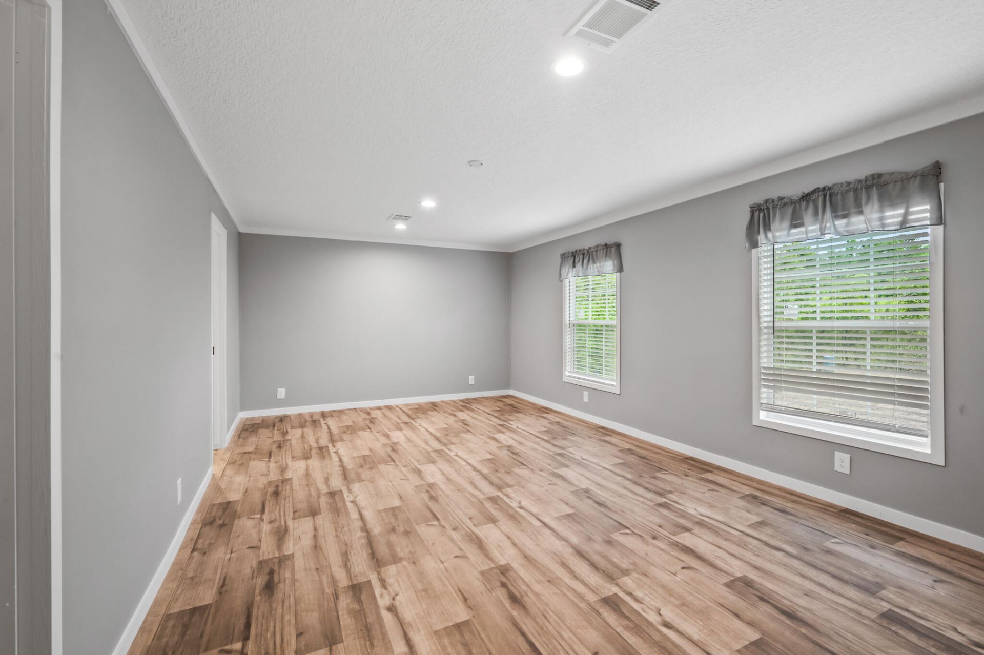 145 Bonanza Drive Photo 13