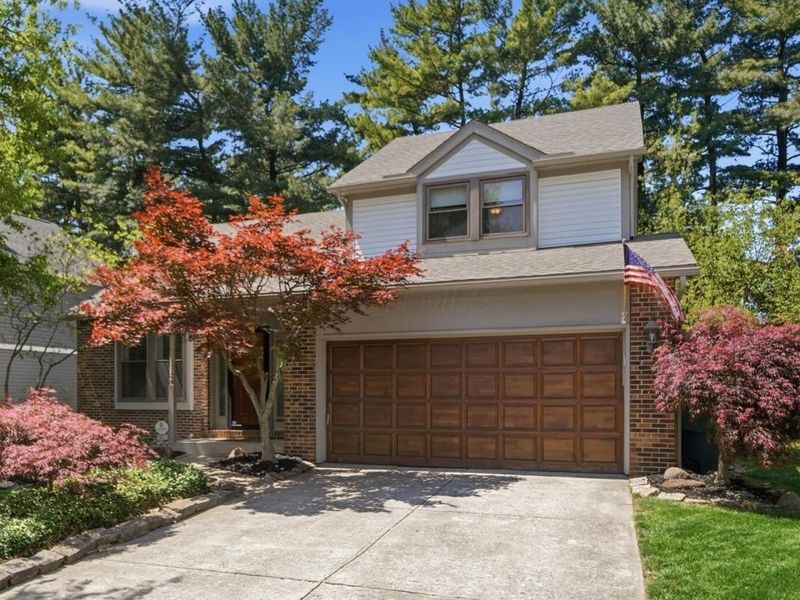 6831 Pine Bark Lane, Columbus, OH 43235 Photo 2