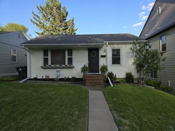 4420 Van Buren, Sioux City, IA 51108