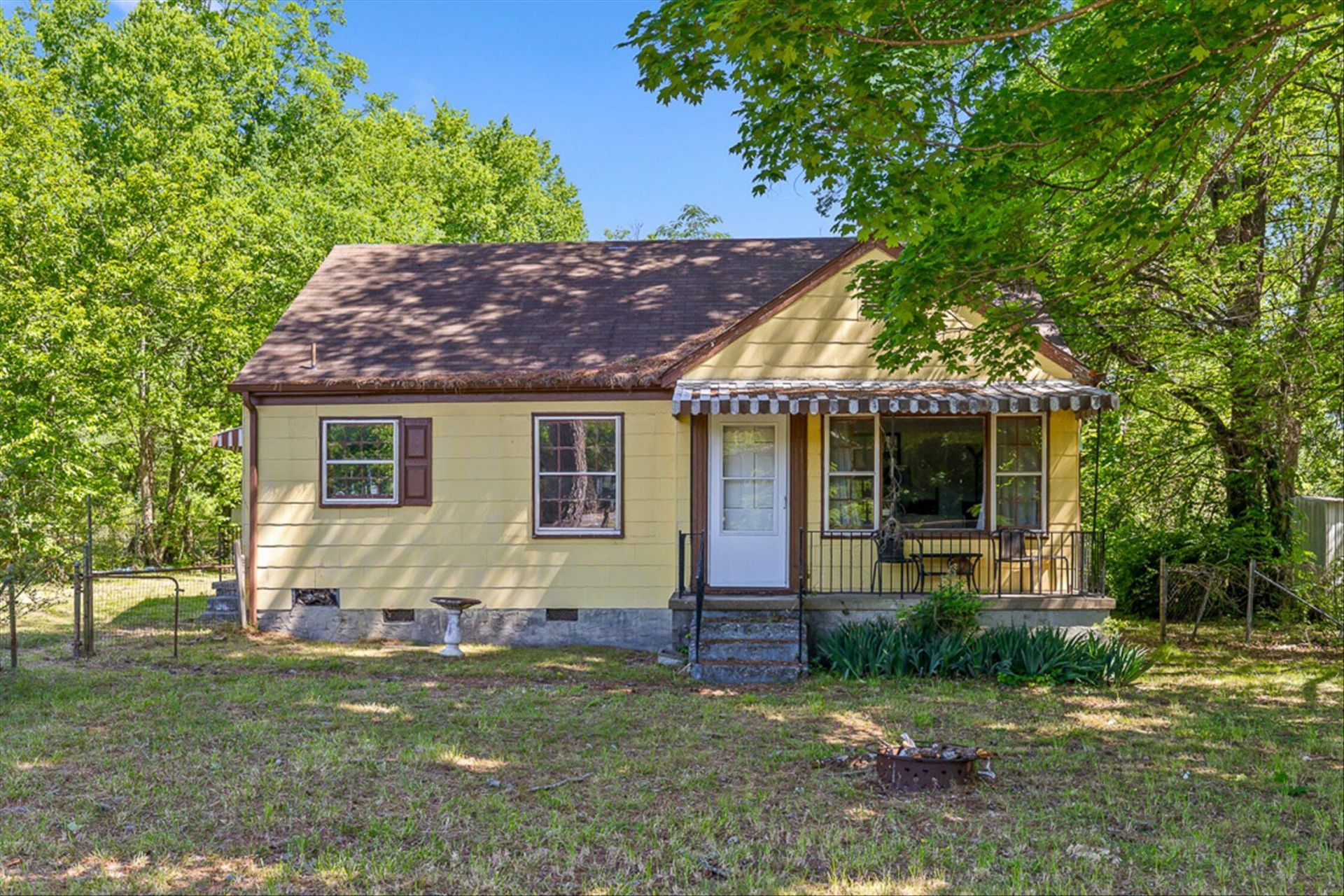 591 W Cloud Springs Road, Rossville, GA 30741 Main Photo