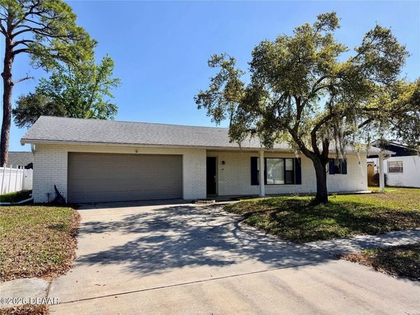 1325 Mollie Road, Daytona Beach, FL 32114