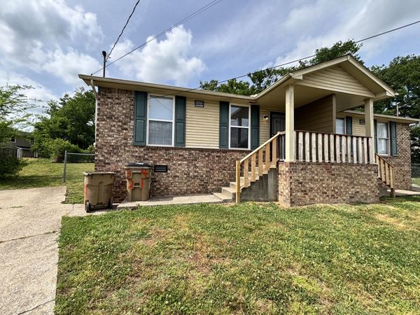 3421 Meadow Ct, Nashville, TN 37207