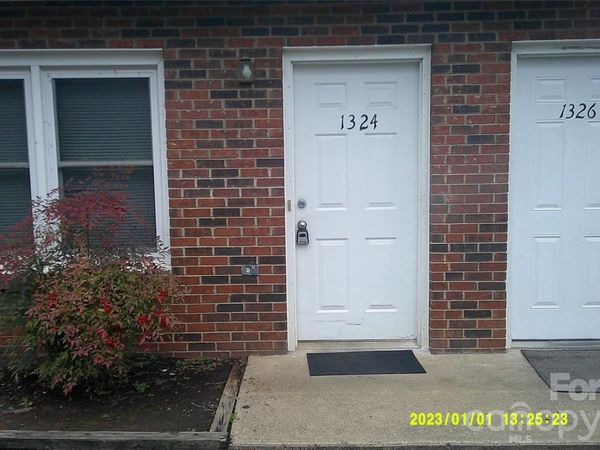1324 7th Avenue SW, Hickory, NC 28602