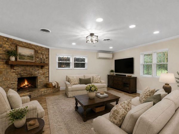 156 W Castleshoals DR, Granite Shoals, TX 78654