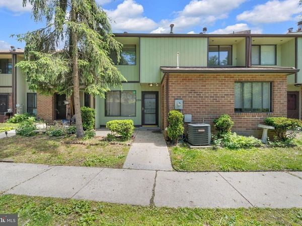2208 GREENWOOD DRIVE, LINDENWOLD, NJ 08021
