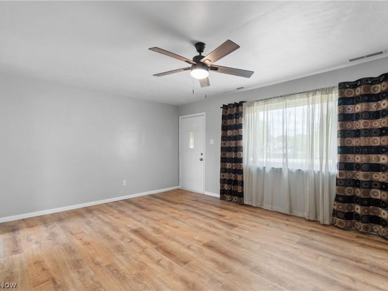 6974 Lutz Avenue Northwest, Massillon, OH 44646 Photo 5